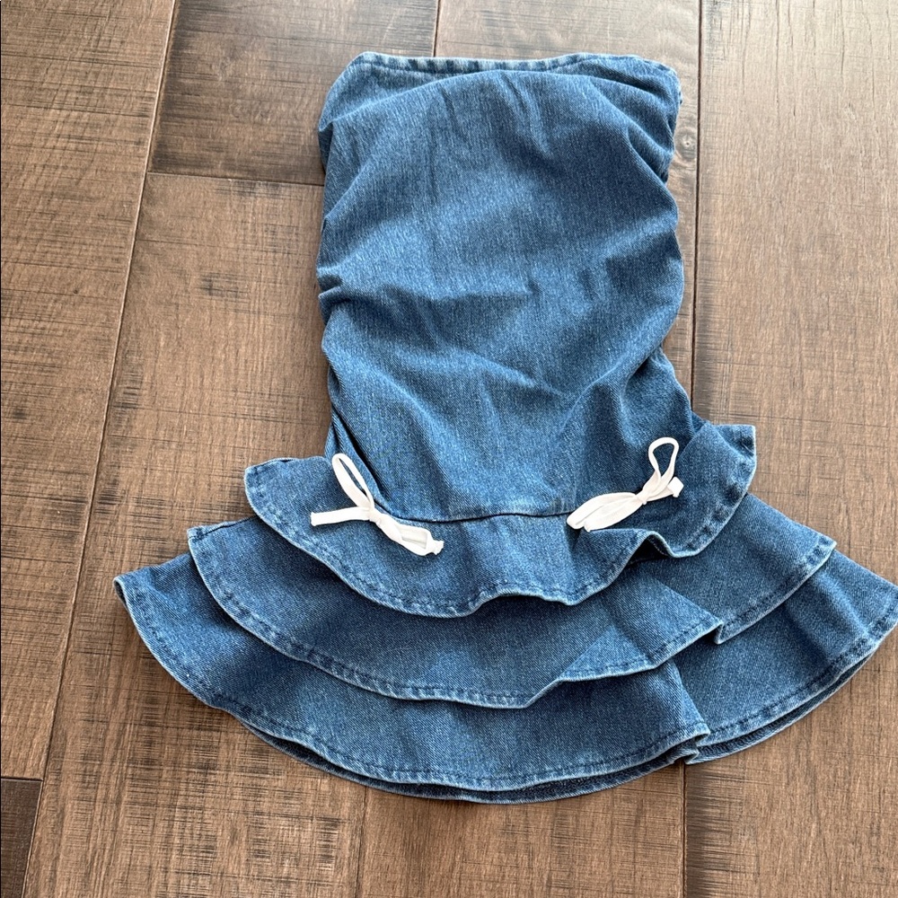 Girls NWOT tube top dress with bows Denim Strapless Ruffle Dress size 8 kids